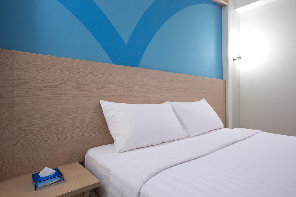 Hop Inn Hotel Alabang Manila Muntinlupa City Buitenkant foto